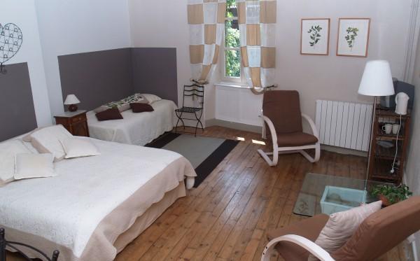 Hôtel Les Tables De La Fontaine à Florac Extérieur photo